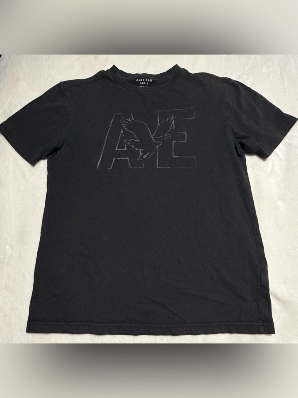 American Eagle Black Graphic Crewneck Tee